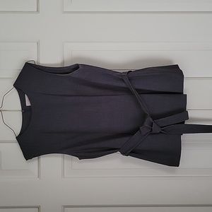 Mignon Doo Womens gray belted sleeveless top pleated open flaps sz xs anthropol…